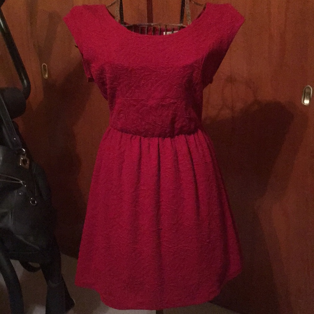 Crimson red, cap sleeved, juniors dress.